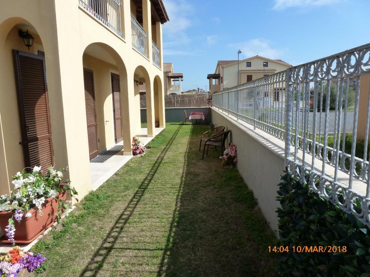 Emozioni D'Estate Bed & Breakfast Pula Ngoại thất bức ảnh