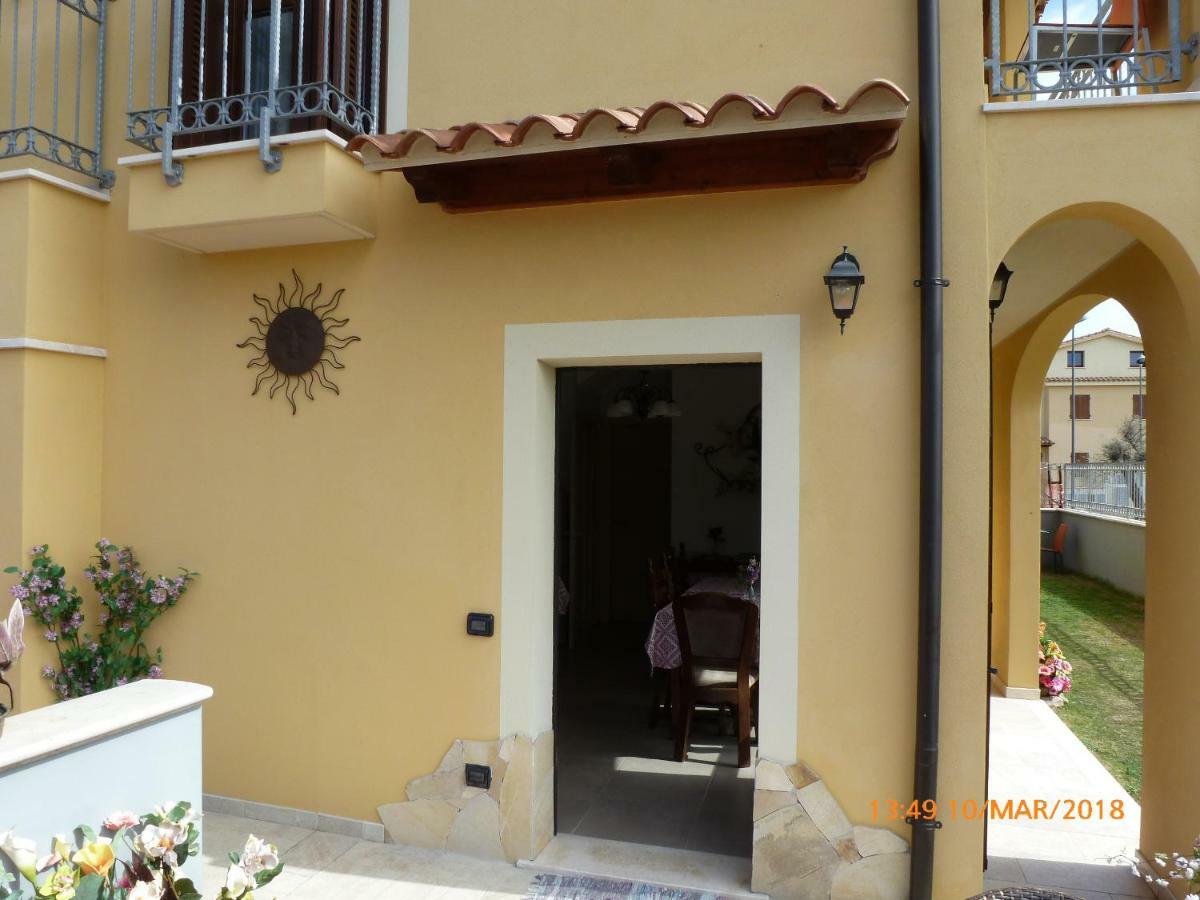 Emozioni D'Estate Bed & Breakfast Pula Ngoại thất bức ảnh